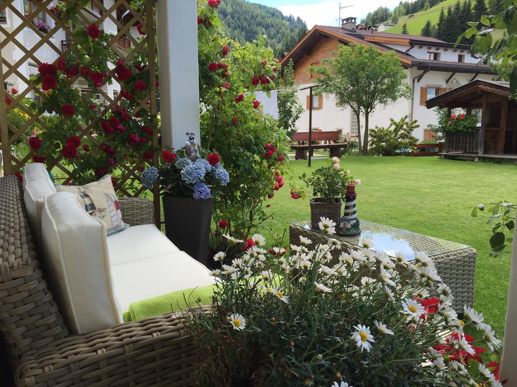 Apartments Vaiolet Santa Cristina Val Gardena Exterior photo